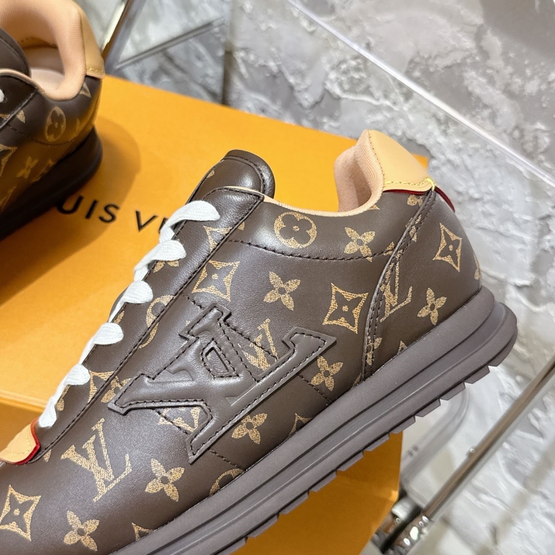 l0vis Vvtt0n trainer sneaker